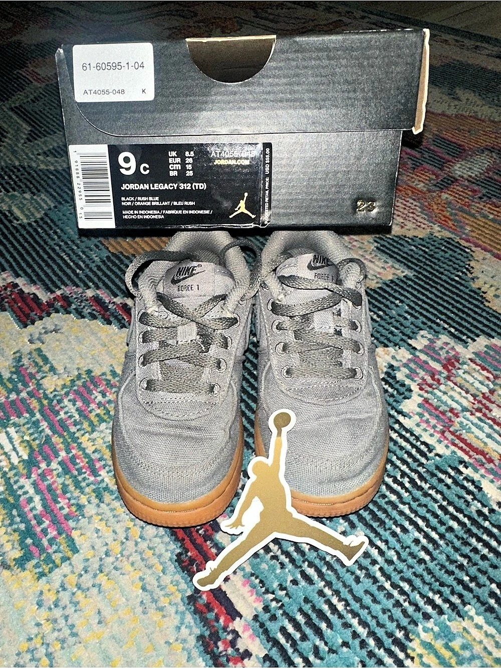 Nike Jordan Legacy 312 Low Gray canvas with gym sole bottom  Sneakers US